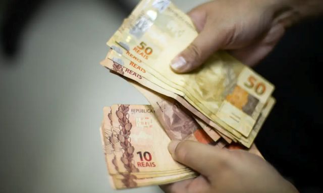 Adeus à Poupança? Opções rendem mais com baixo risco Adeus à Poupança? Opções rendem mais com baixo risco