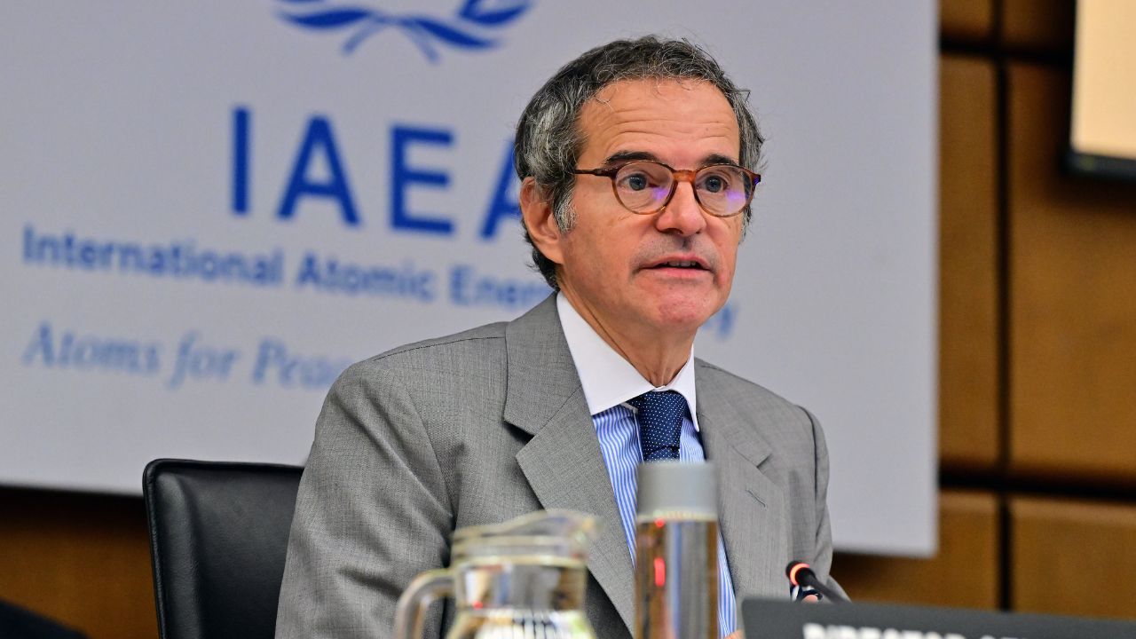 Imagem da notícia: AIEA diz estar pronta para debater programa nuclear do Irã Imagem da notícia: AIEA diz estar pronta para debater programa nuclear do Irã