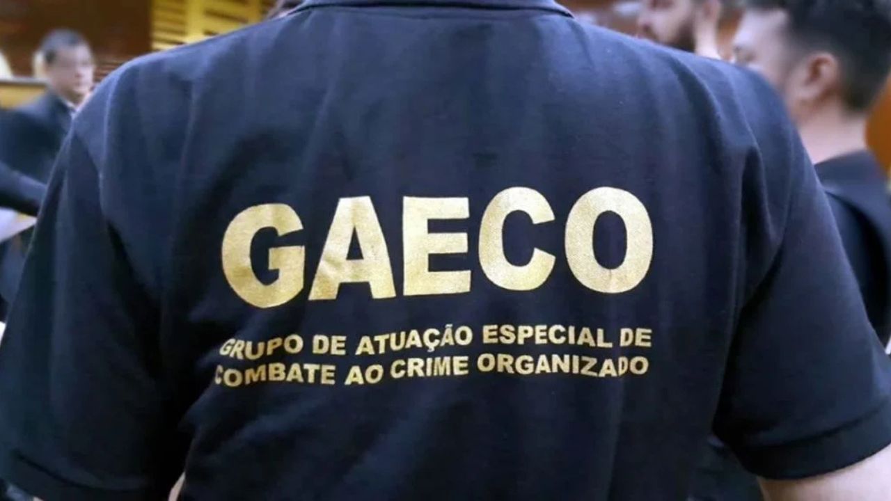 Imagem da notícia: Grupo suspeito de financiar PCC é alvo de operação do MP Imagem da notícia: Grupo suspeito de financiar PCC é alvo de operação do MP