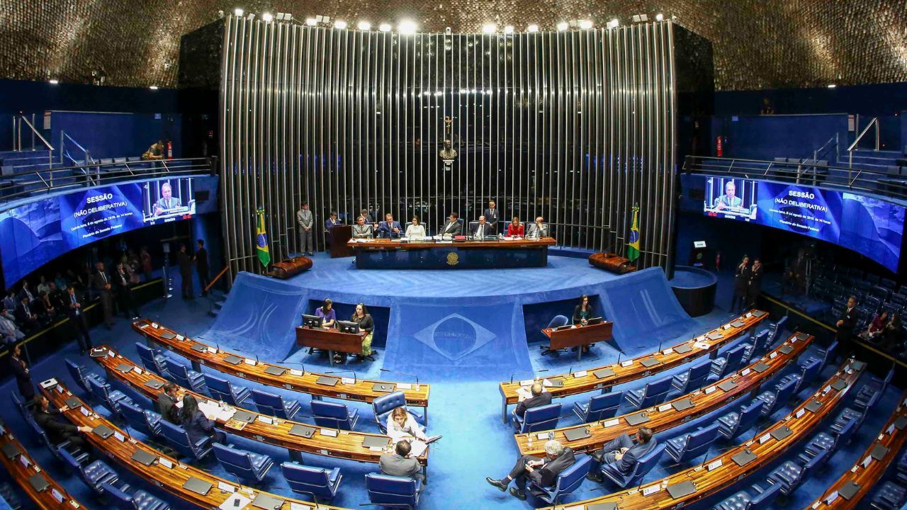 Senado deve iniciar discussões sobre fim da escala 6x1 Senado deve iniciar discussões sobre fim da escala 6x1