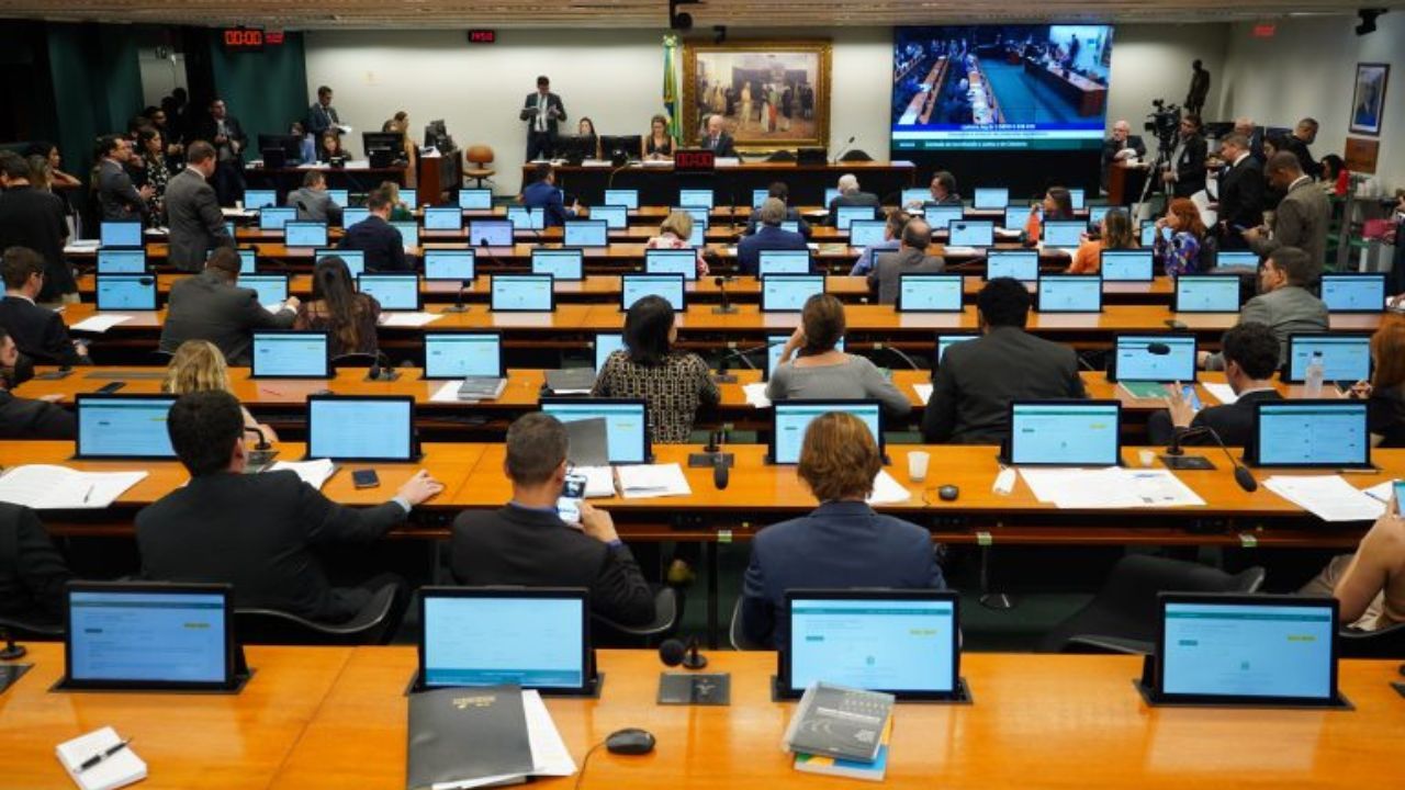 Texto é debatido na Comissão de Constituição e Justiça (CCJ) da Câmara | Divulgação/Câmara