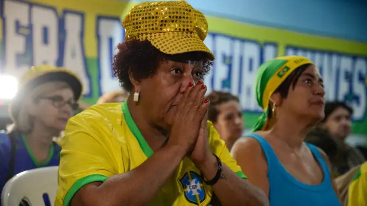 Imagem da notícia: Copa: partidas decisivas podem aumentar risco de infarto Imagem da notícia: Copa: partidas decisivas podem aumentar risco de infarto