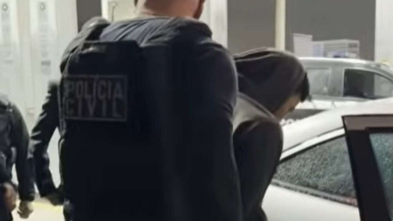 Imagem da notícia: Foragido por matar operador de máquina é preso em Guarulhos Imagem da notícia: Foragido por matar operador de máquina é preso em Guarulhos