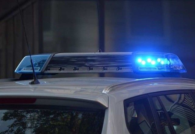 Mulher é espancada com bebê no colo e mantida nua para não fugir no interior de São Paulo