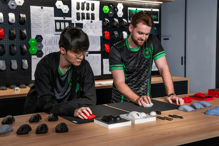 Razer lança mouse Viper V4 Pro e mousepad Gigantus V2 Pro focados em esports