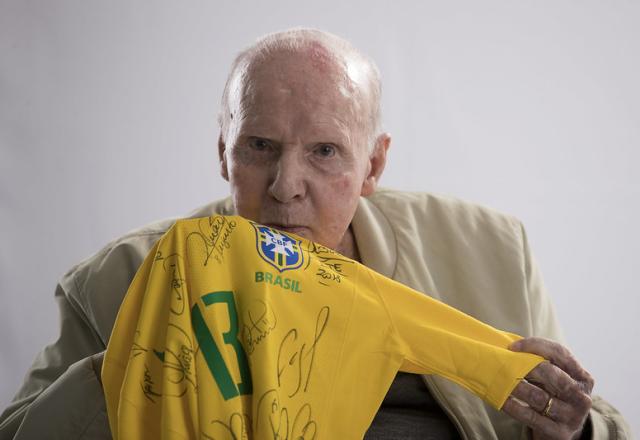 Morre Zagallo, ídolo do futebol brasileiro, aos 92 anos