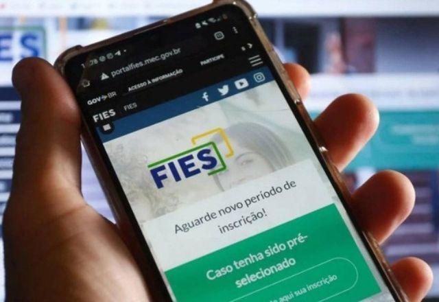 O Fies é um programa que financia parte das mensalidades do estudante em universidades privadas | Agência Brasil