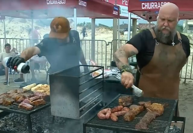 3 mil assadores de carne fizeram churrasco no litoral gaúcho | SBT
