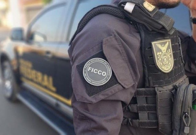 Polícia prendeu em Goiânia casal acusado de aplicar golpes com móveis planejados | Divulgação/PF