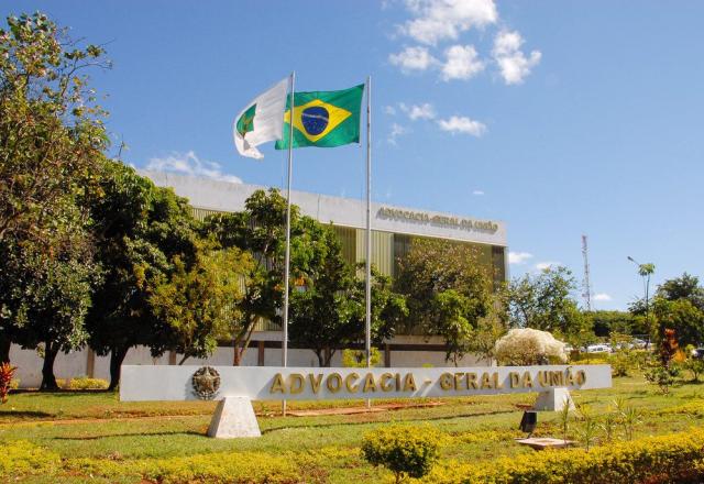 AGU quer investigar Lava Jato