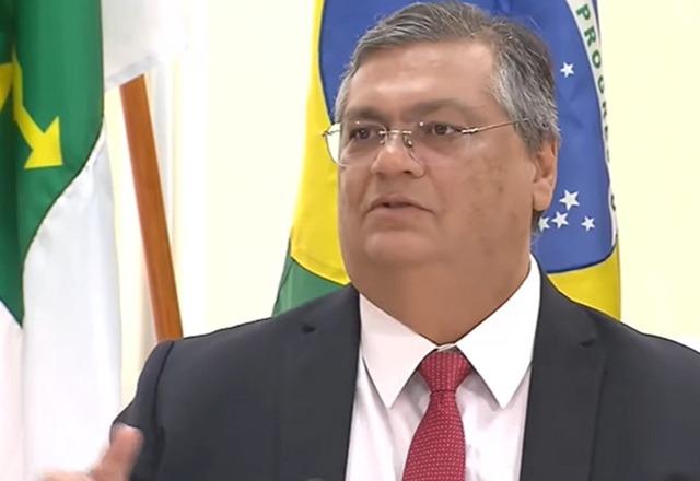 A polícia vai buscar um a um, diz Dino sobre ataques em escolas