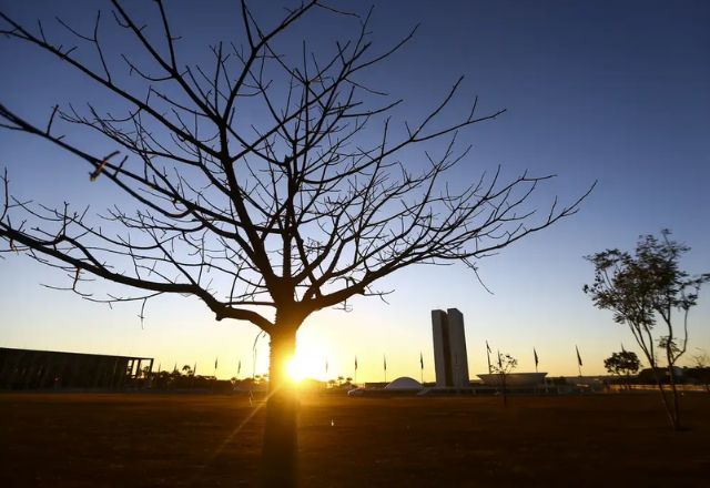 A recente passagem do ar polar sobre o Brasil deixou o ar mais seco | Agência Brasil