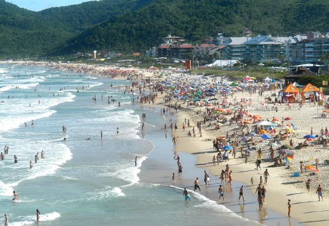 Calor e pancadas isoladas: saiba como fica o tempo no feriado de Tiradentes