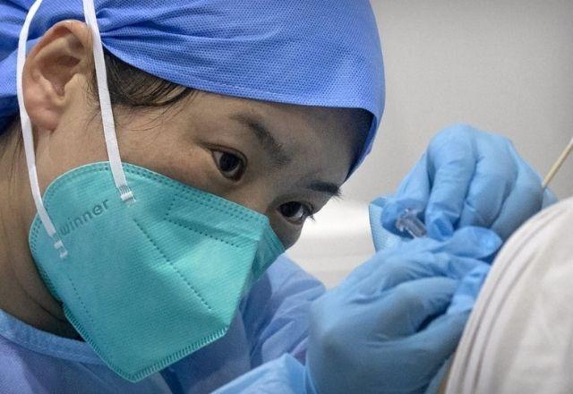China aprova nova vacina contra Covid-19 para uso emergencial China aprova nova vacina contra Covid-19 para uso emergencial