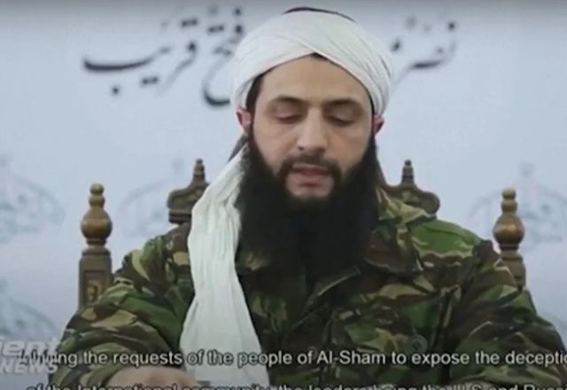 O líder rebelde sírio Abu Mohammed al-Golani | Reprodução/DRM News/Oriente News