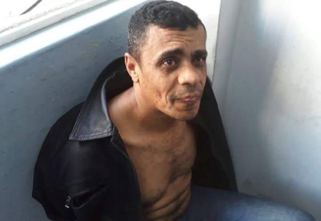 Adélio atingiu o então candidato a presidente Jair Bolsonaro na campanha de 2018, em Juiz de Fora (MG). Foto: PMMG