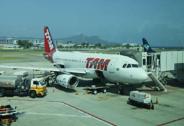 Rio começa a monitorar e testar passageiros vindos da Índia Rio começa a monitorar e testar passageiros vindos da Índia