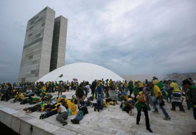 STF rejeita 99,8% das revisões criminais; ação é usada por Bolsonaro para reverter condenação STF rejeita 99,8% das revisões criminais; ação é usada por Bolsonaro para reverter condenação