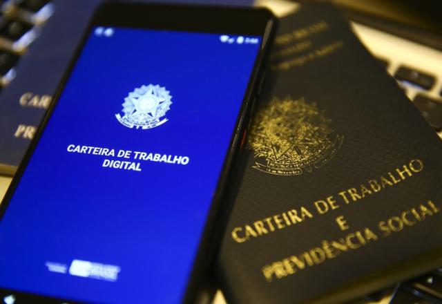 Brasil criou 142 mil novos empregos em julho -  Marcelo Camargo/Agência Brasil