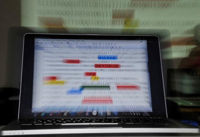 Internet (Marcello Casal Jr./Agência Brasil)