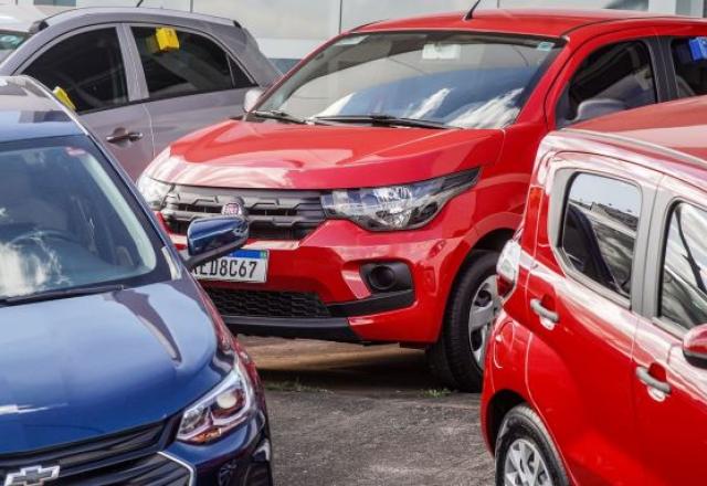 Mais R$ 300 milhões serão liberados para programa de incentivo à compra de carros populares (Rafa Neddermeyer/Agência Brasil)