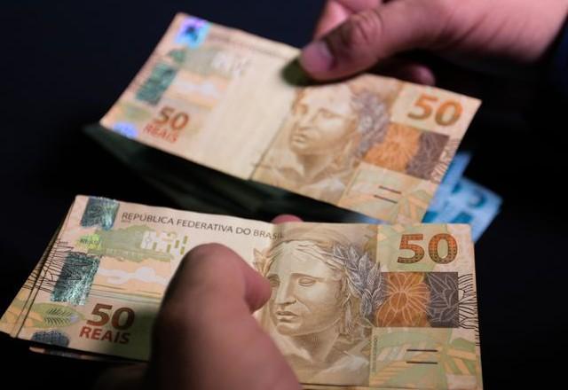Nascidos de março a junho já podem receber o abono salarial Nascidos de março a junho já podem receber o abono salarial