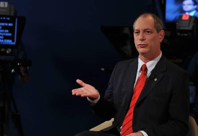 PF abre inquérito contra Ciro Gomes por críticas a Bolsonaro  - Foto: Marcelo Casal Jr/Agência Brasil
