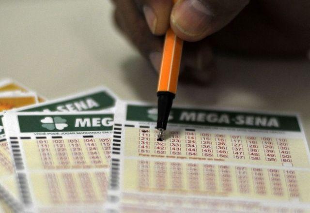 Mega-Sena sorteia R$ 7 milhões neste sábado Mega-Sena sorteia R$ 7 milhões neste sábado