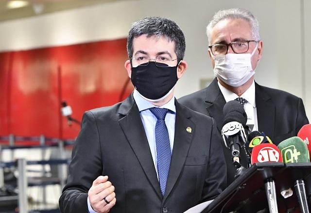 Randolfe Rodrigues e Renan Calheiros | Waldemir Barreto/Agência Senado