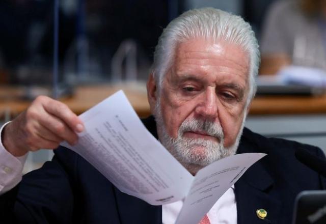 Ministros de Lula pedem a Wagner para deixar cargo