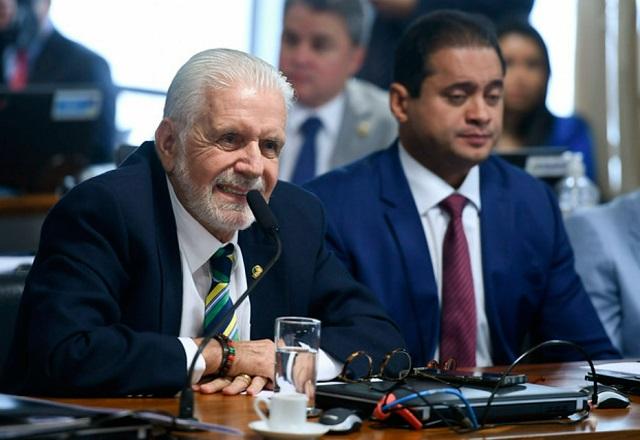 Jaques Wagner durante sabatina (Edilson Rodrigues/Agência Senado)