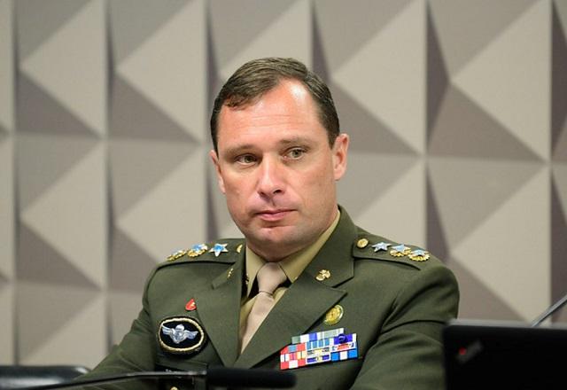 Em depoimento ao STF, Mauro Cid lamentou falta de dinheiro e disse que engordou 10 kg