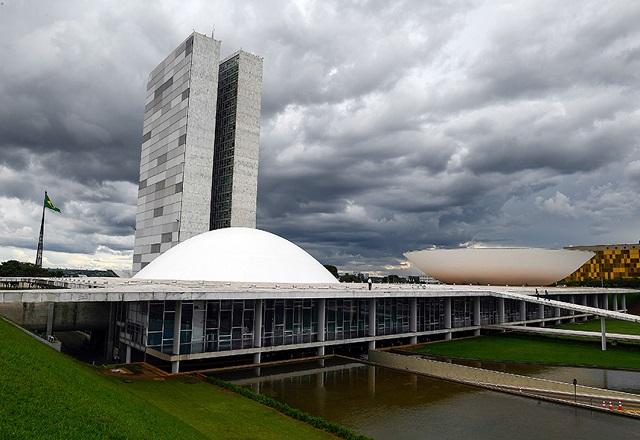 Frente do Congresso Nacional (Roque de Sá/Agência Senado)