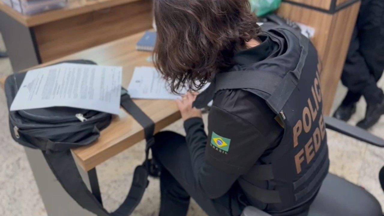 Agentes cumpriram sete mandados de busca e apreensão nas cidades mineiras de Nova Lima e São João del-Rei | Divulgação/PF