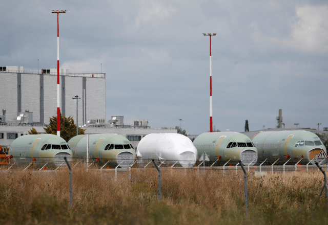 Aeronaves Airbus A320 em Montoir-de-Bretagne, na França | Foto: reprodução/Reuters