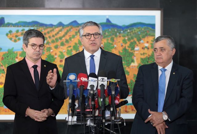 Ministro minimiza aprovação de urgência do PL do aborto: “não tem clima para votar o mérito" Ministro minimiza aprovação de urgência do PL do aborto: “não tem clima para votar o mérito"