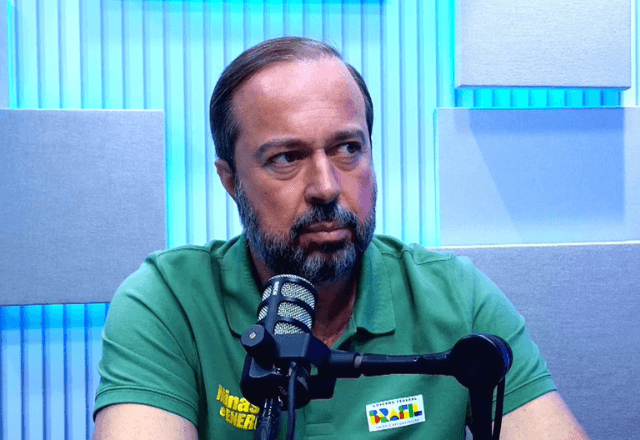 Ministro de Lula para Minas e Energia concedeu entrevista ao jornalista Leonardo Cavalcanti do SBT News