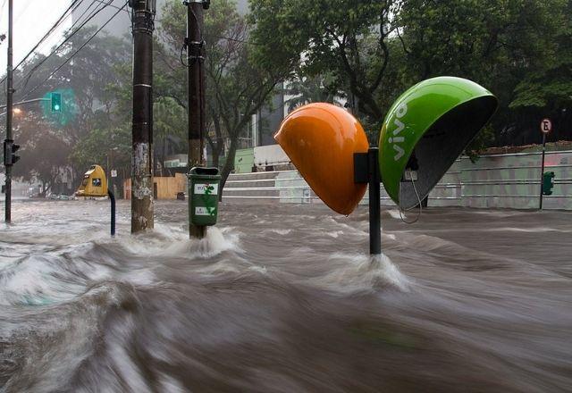 Algumas regiões também registraram rajadas de vento e granizo | Flickr