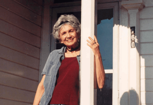Alice Munro faleceu em maio deste ano, aos 92 anos | Reprodução/British Council