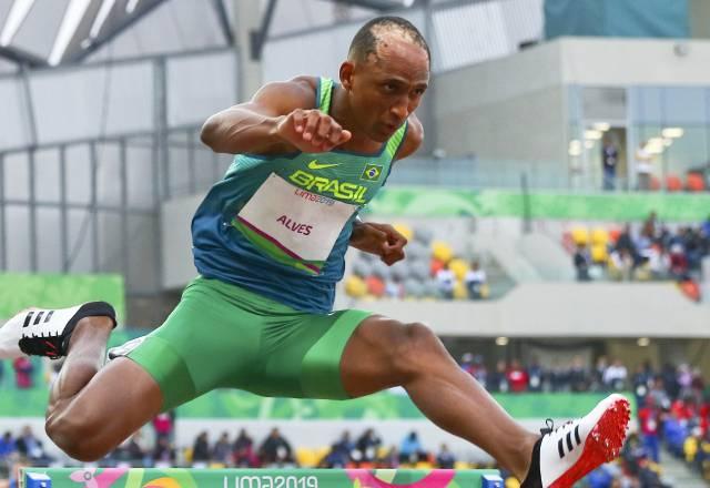 Alison dos Santos, destaque nos 400 m com barreiras