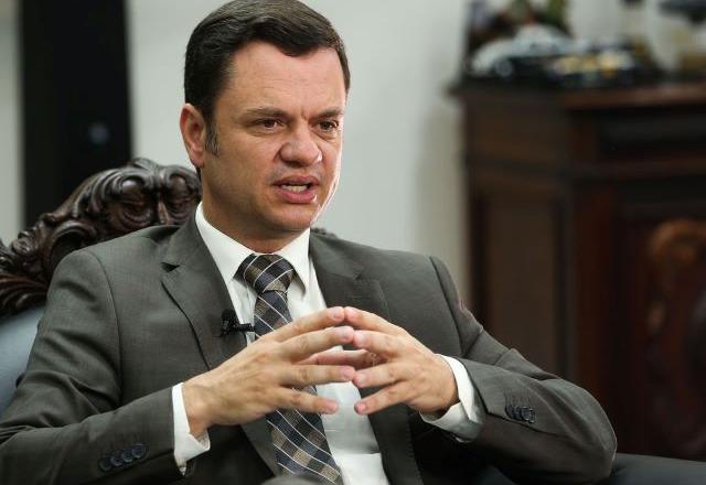 Anderson Torres