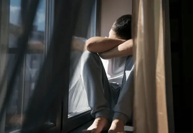 Ansiedade social pode gerar solidão e depressão | Freepik