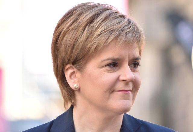 Apesar das críticas, Sturgeon afirmou compartilhar das dificuldades de cargos da liderança e desejou boa sorte ao premiê interino | Flickr