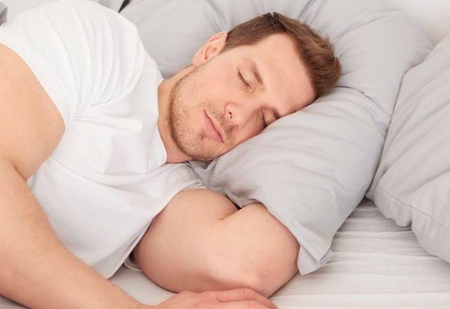 Apneia do sono é relacionada com declínio cognitivo e risco de demência, mostra estudo | Freepik