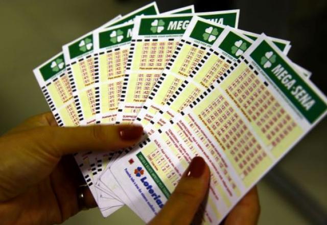 Apostas da Mega-Sena custam R$ 4,50
