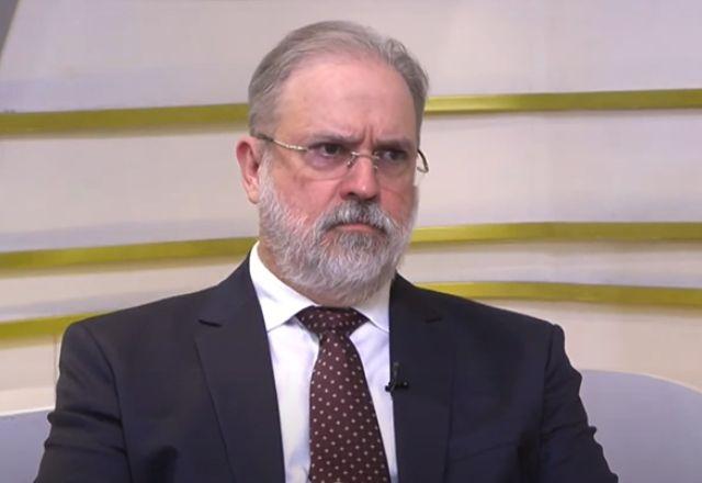 Aras: Lava-jato era uma atividade completamente sem controle