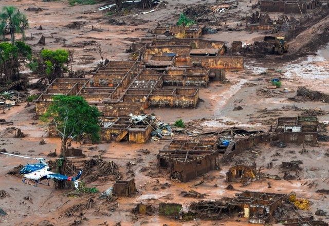 Área afetada pelo rompimento de barragem no distrito de Bento Rodrigues, zona rural de Mariana (MG) | Divulgação/Antonio Cruz/Agência Brasil