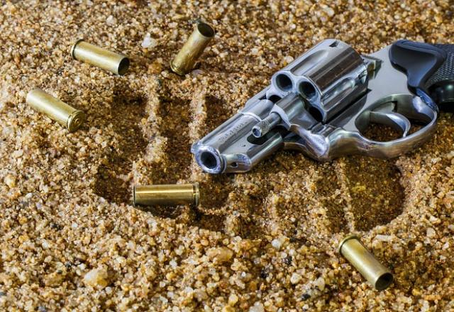 As vítimas contaram que os criminosos levaram alguns pertences