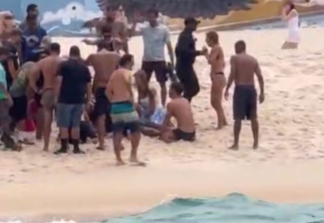 Asa delta com dois passageiros cai no mar de São Conrado, no Rio; uma pessoa morreu | Reprodução/Redes Sociais