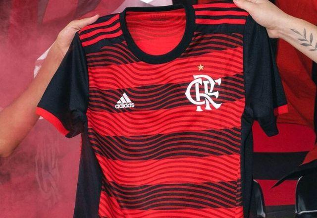 Assalto milionário: bandidos roubam carga com produtos da Adidas e camisas oficiais do Flamengo | Divulgação Adidas